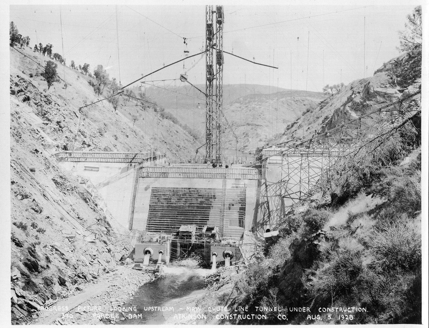 Progress picture looking upstream - main chute line tunnel under construction. (1928)	