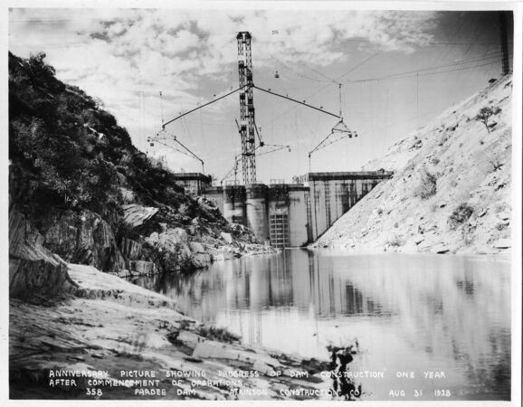 Anniversary picture showing progress of dam construction one year after commencement of operations. (August 1928)
