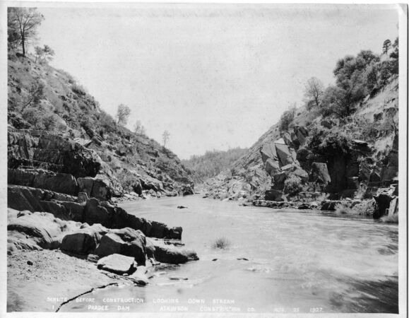 Dam site. Before construction looking down stream (August 1927).