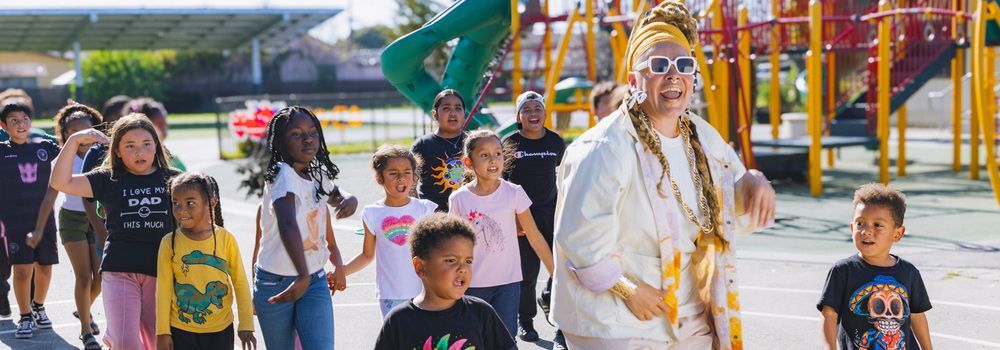 Spanish Song Celebrates Tap Water